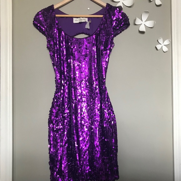 Dress the Population Dresses & Skirts - DRESS THE POPULATION ✨ sequin purple mini dress xs